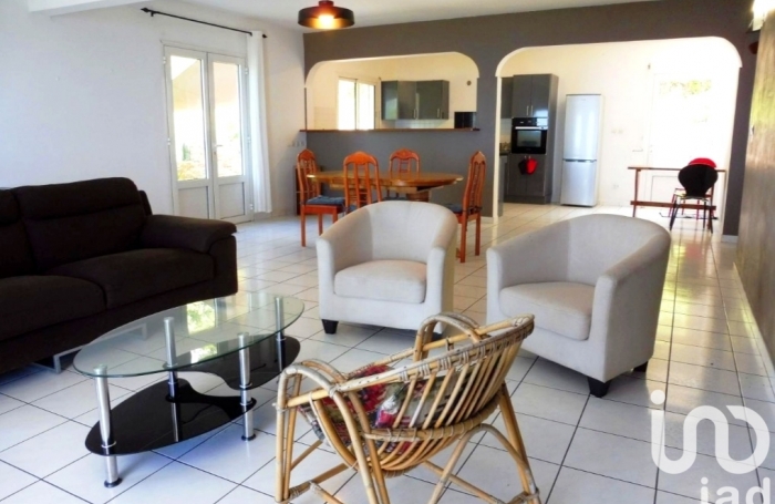 Vente Maison 210m&sup2; 6 pi&#232;ces Les Avirons