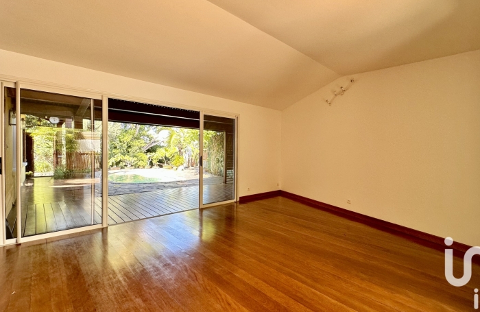 Vente Maison 134m&sup2; 6 pi&#232;ces Piton Saint Leu