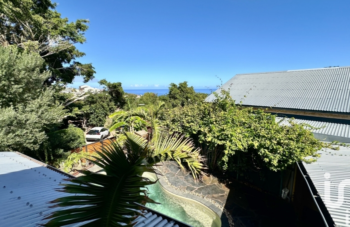Vente Maison 134m&sup2; 6 pi&#232;ces Piton Saint Leu