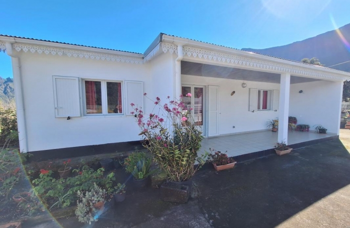 Vente Maison 100m&sup2; 4 pi&#232;ces Cilaos