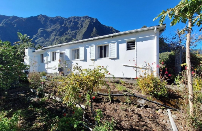Vente Maison 100m&sup2; 4 pi&#232;ces Cilaos