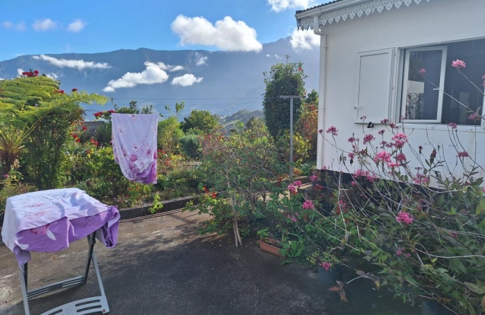 Vente Maison 100m&sup2; 4 pi&#232;ces Cilaos