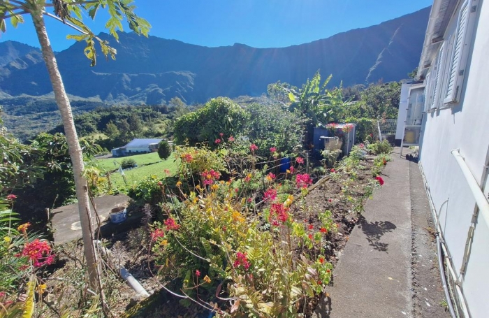 Vente Maison 100m&sup2; 4 pi&#232;ces Cilaos