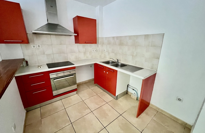 SAINT PIERRE 97410 - APPARTEMENT DE STANDING - CONFORTABLE ET LUMINEUX - SECTEUR RÉSIDENTIEL