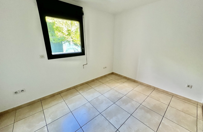 SAINT PIERRE 97410 - APPARTEMENT DE STANDING - CONFORTABLE ET LUMINEUX - SECTEUR RÉSIDENTIEL