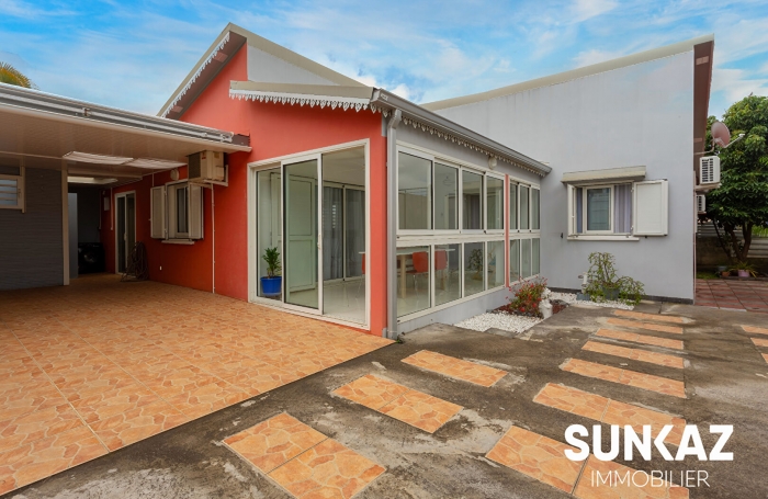 Location Maison 115.7m² 5 pièces Ravine des Cabris