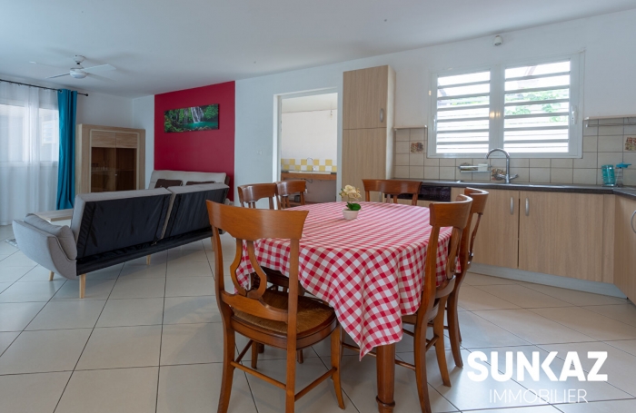 Location Maison 115.7m² 5 pièces Ravine des Cabris