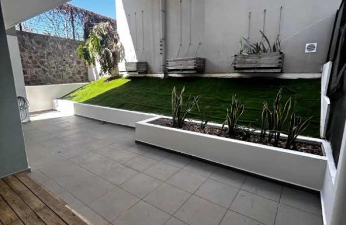 Vente Appartement 63m&sup2; 3 pi&#232;ces Saint Gilles Les Hauts
