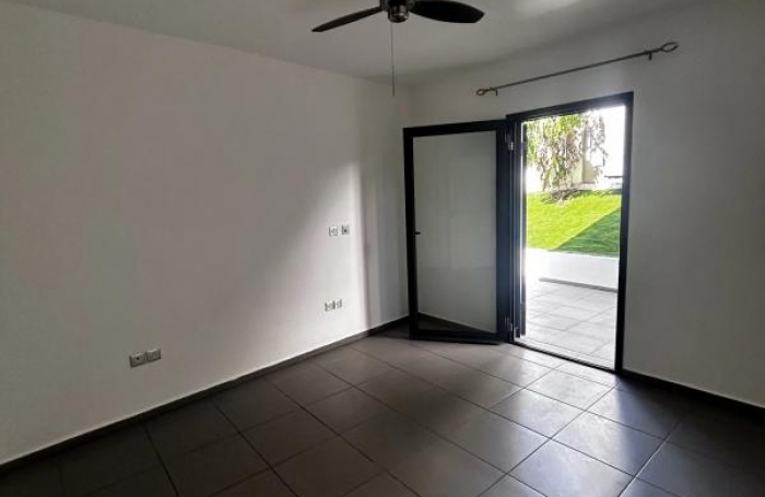 Vente Appartement 63m&sup2; 3 pi&#232;ces Saint Gilles Les Hauts