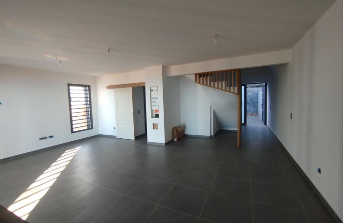 Location Maison 103.46m&sup2; 4 pi&#232;ces Saint-Leu
