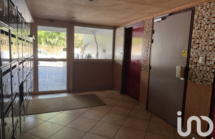 Vente Appartement 20m&sup2; 1 pi&#232;ce Saint Denis