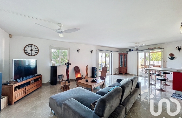 Vente Maison 185m&sup2; 6 pi&#232;ces Etang-Sale