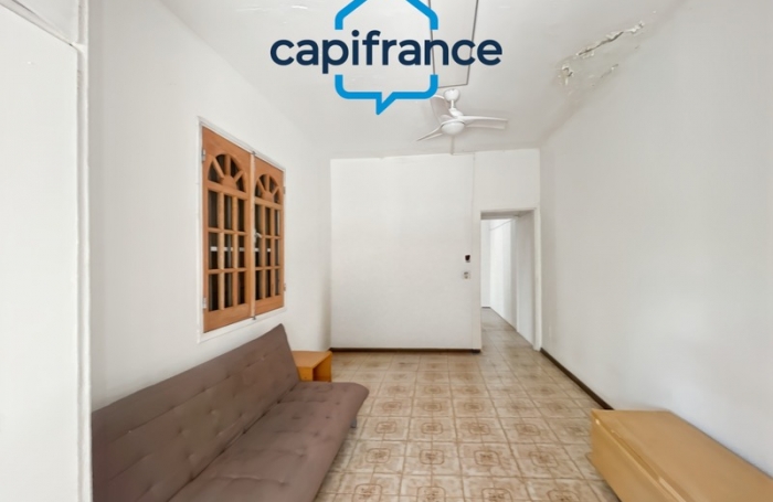Vente Maison 174m&sup2; 7 pi&#232;ces Sainte Clotilde