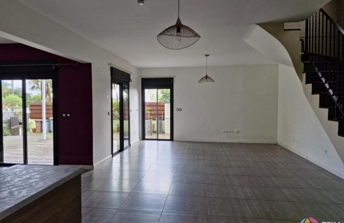 Location Maison 125m&sup2; 4 pi&#232;ces Sainte Clotilde