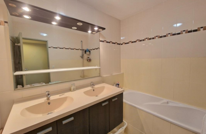 Vente Appartement 77m&sup2; 4 pi&#232;ces La Possession