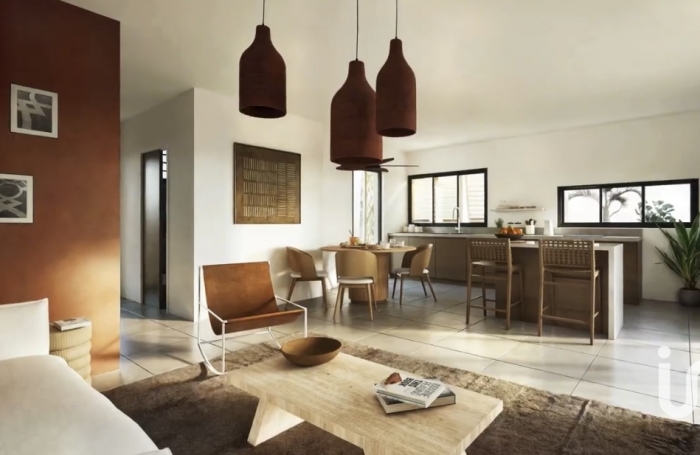 Vente Divers 96m&sup2; 4 pi&#232;ces Saint Gilles les Bains