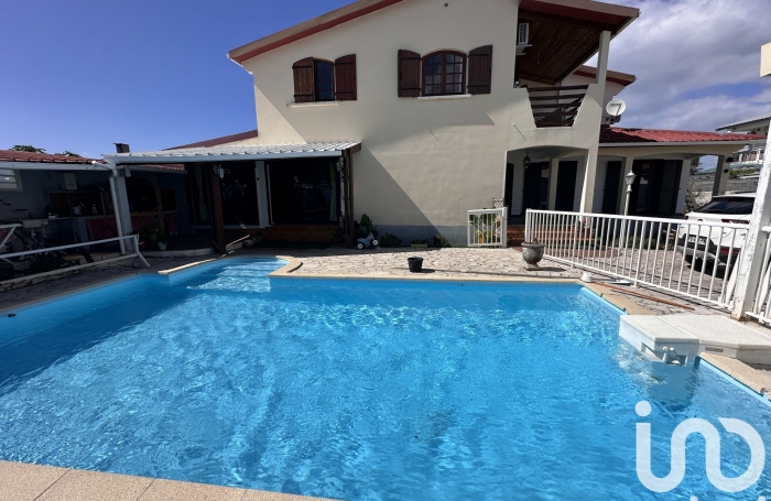 Vente Maison 276m&sup2; 13 pi&#232;ces Bras-Panon