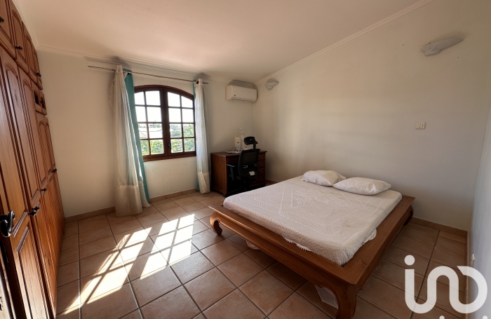 Vente Maison 276m&sup2; 13 pi&#232;ces Bras-Panon