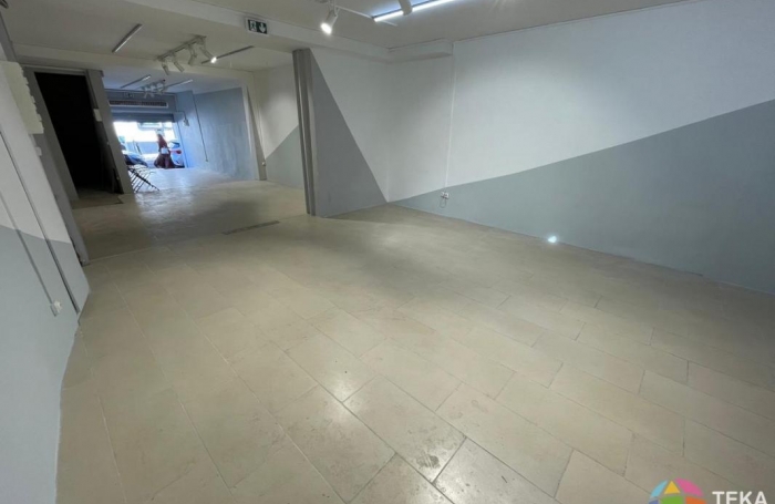 Location Local commercial 80m&sup2; 1 pi&#232;ce Saint Denis
