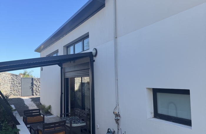 Vente Divers 110m&sup2; 7 pi&#232;ces La Possession