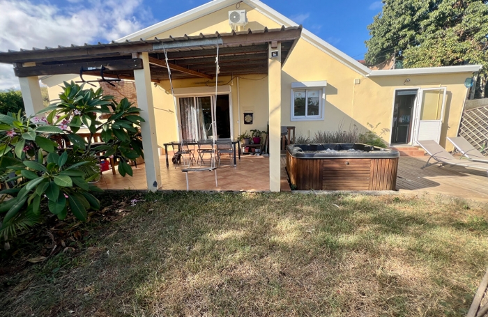 Vente Maison 147m² 5 pièces Saint Gilles les Bains