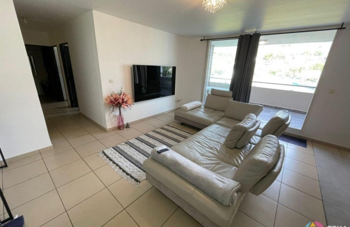 Location Appartement 78.7m&sup2; 3 pi&#232;ces La Possession