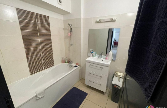 Location Appartement 78.7m&sup2; 3 pi&#232;ces La Possession