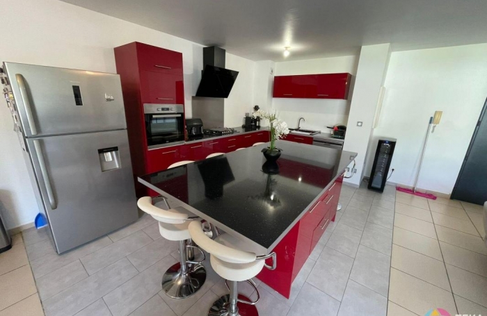 Location Appartement 78.7m&sup2; 3 pi&#232;ces La Possession