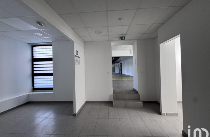 Vente Local commercial 200m&sup2; Sainte Marie