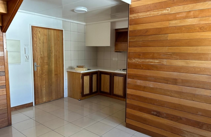 A louer T2 duplex Saint Denis centre