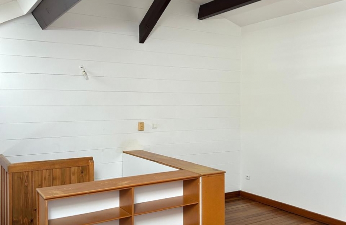 A louer T2 duplex Saint Denis centre