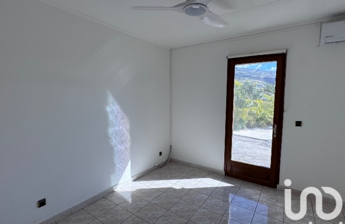 Vente Maison 102m&sup2; 5 pi&#232;ces Sainte Clotilde