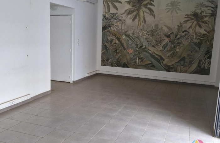 Location Local commercial 45m&sup2; La Possession