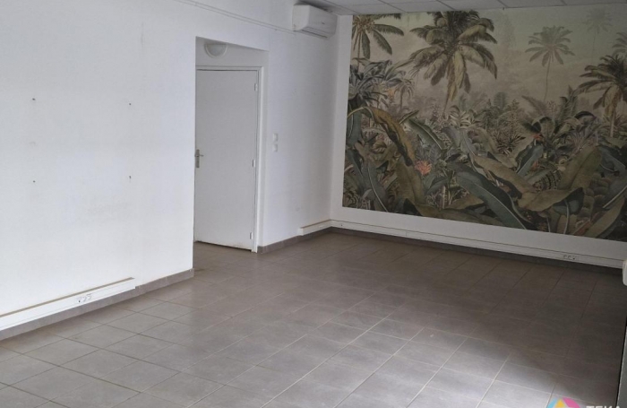 Location Local commercial 45m&sup2; La Possession