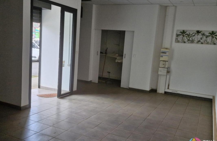 Location Local commercial 45m&sup2; La Possession