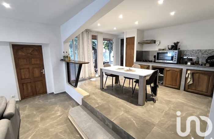 Vente Maison 65m&sup2; 3 pi&#232;ces Rivière Saint Louis