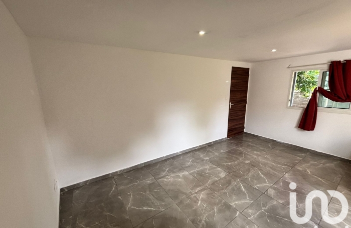 Vente Maison 65m&sup2; 3 pi&#232;ces Rivière Saint Louis