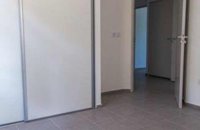 Location Appartement 93m² 5 pièces Bois de Nefles St Paul