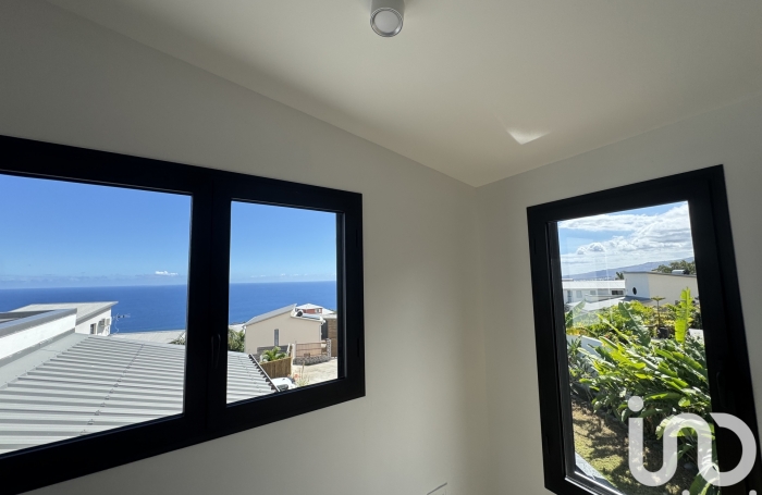 Vente Maison 108m&sup2; 4 pi&#232;ces Piton Saint Leu
