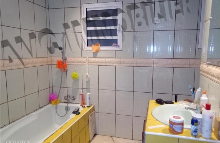 Location Appartement 80m² 4 pièces Saint Paul