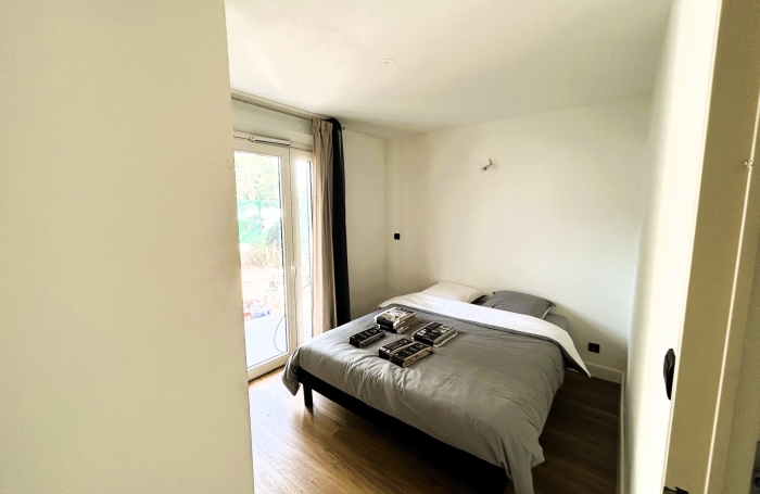 T3 meublé avec terrasse, jardin, jacuzzi à Saint Paul