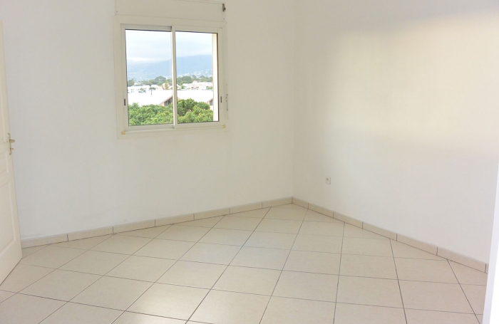 Vente Appartement 71m² 3 pièces Saint-Pierre