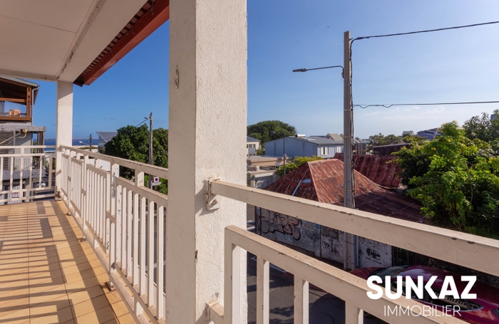 Location Appartement 50m² 2 pièces Saint-Pierre