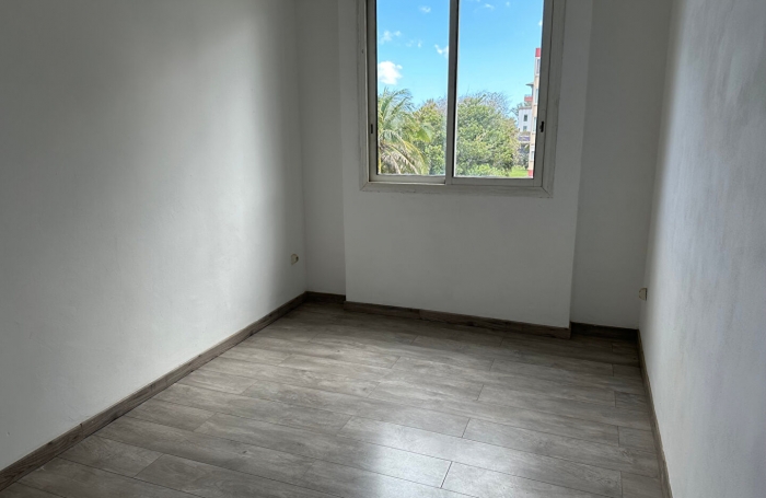 Vente Appartement 79m² 4 pièces Saint-Pierre
