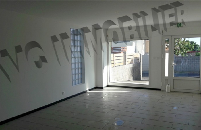 Vente Local commercial 47m² Rivière Saint Louis