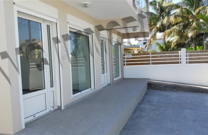 Vente Local commercial 47m² Rivière Saint Louis