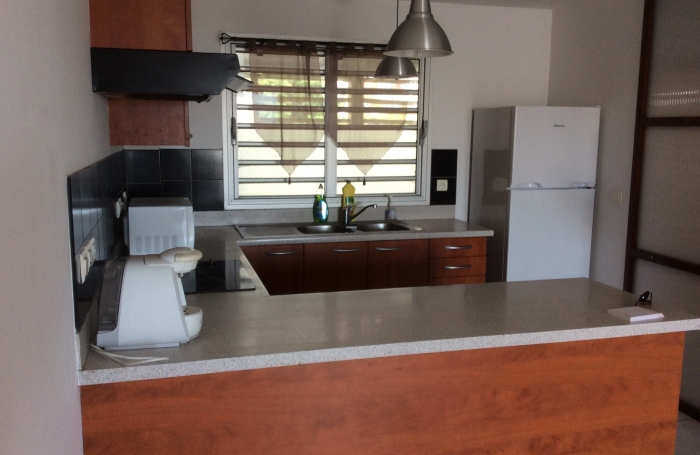 À LOUER - APPARTEMENT T2 - SAINT-PIERRE