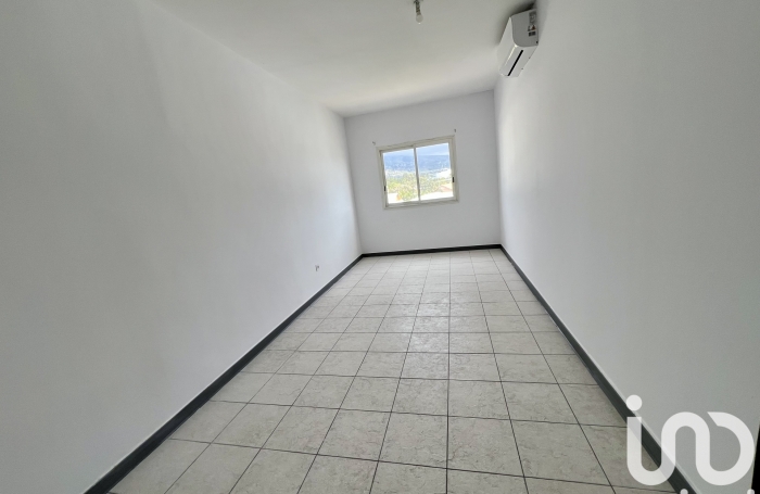 Vente Appartement 67m&sup2; 3 pi&#232;ces Le Port