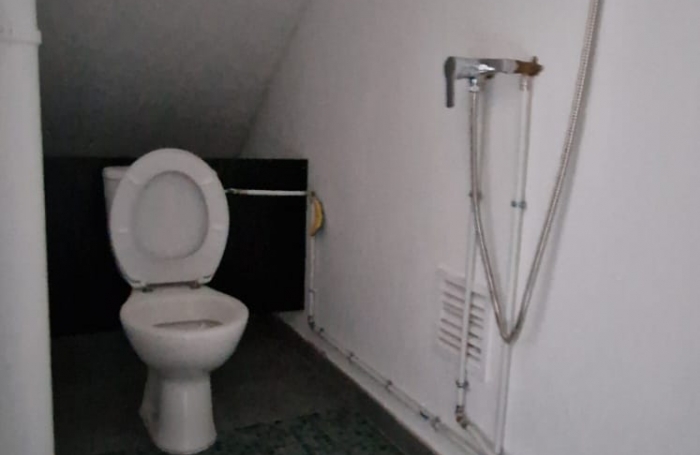 A LOUER - LOCAL COMMERCIAL - RAVINE DES CAFRES SAINT PIERRE - 1520€ TTC