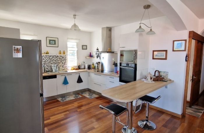 A VENDRE - Villa F4 à étage avec piscine à Petite-Ile - 462000€ FAI